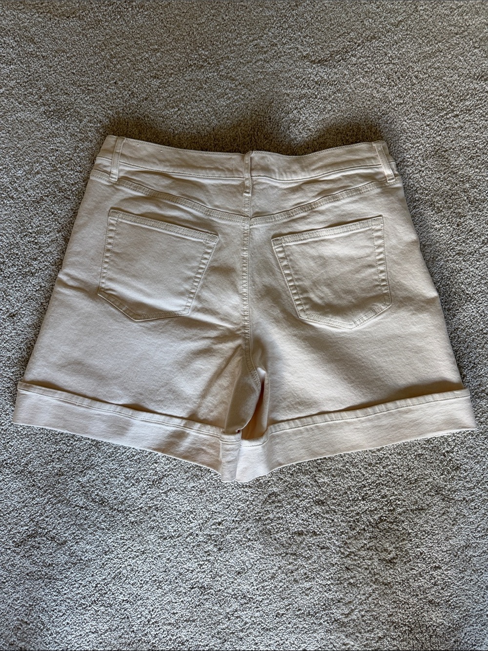 Loft Cuff Short - Picture 2 of 5